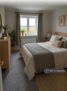 Lewis Crescent, Exeter, EX2 photo 4