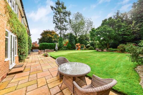 5 bed, 3 bath Detached in Birmingham - Photo 15