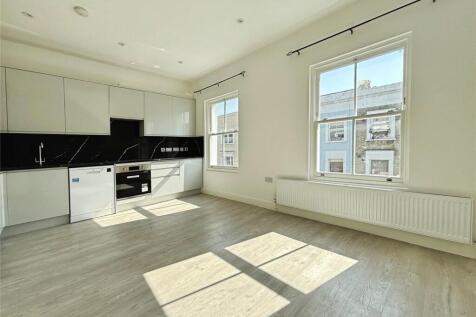 Kitchen/ Reception