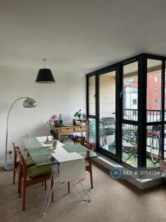 Dining / Living Room