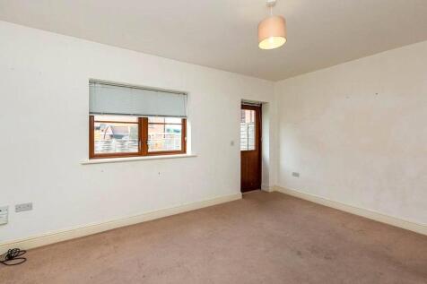 Watertower Way, Basingstoke, Hampshire, RG24 photo 4