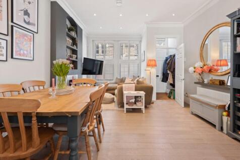 Kitchen/Reception
