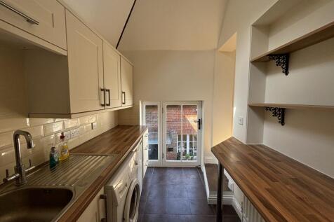 Kitchen Image 2 