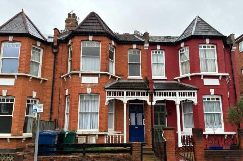 3 Hertford Road, East Finchley, London, N2 9BX