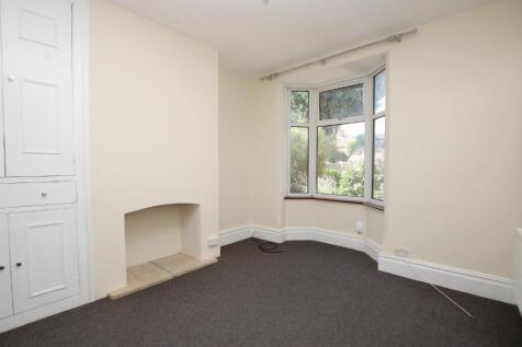 Windmill Avenue, Kettering, Northamptonshire, NN16 photo 3