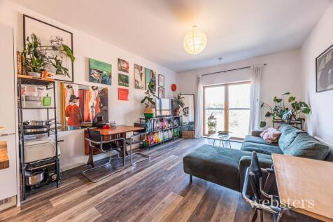 Kitchen / Lounge