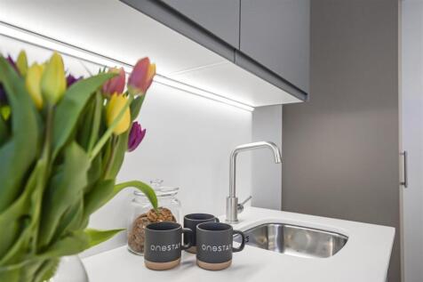 One Stay - Studio 1 - Kitchenette 4.jpg