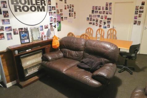 7-bed semi-detached on £130 pppw,  Wellington Road, Withington, £3,943/mo