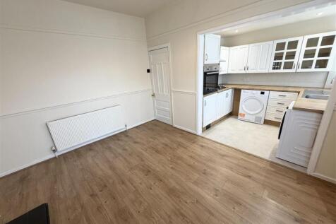 Bishop Road, Wallasey photo 5