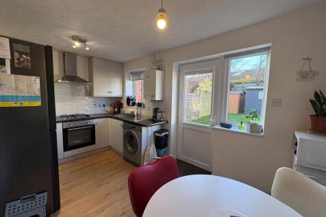 Copymoor Close, Northampton photo 3