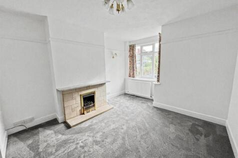 Neutral sitting room