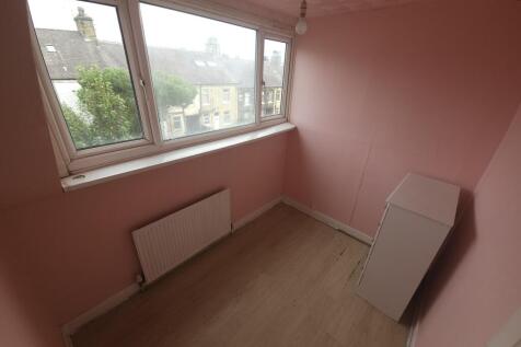 Beaumont Road, Bradford photo 4
