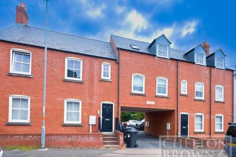 Front External Pic 1