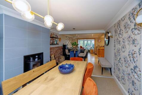 Lounge 1 1N9A2596.jpg