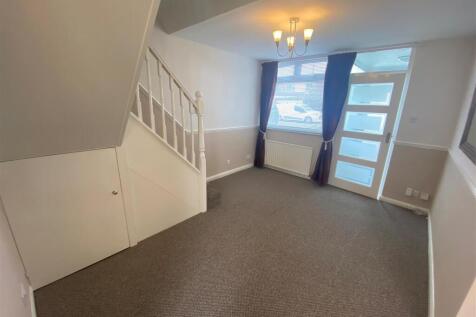 Hendre Close, Tile Hill, Coventry photo 4