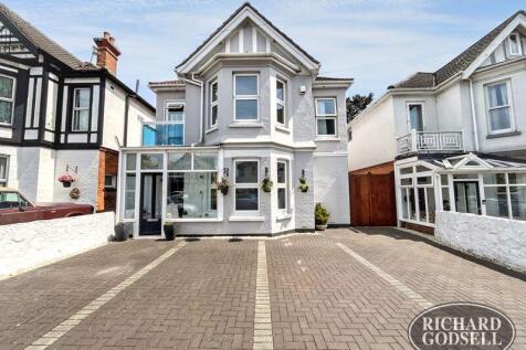 Christchurch, BH23 - property photo