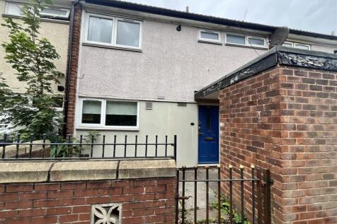 Stalybridge, SK15 - property photo
