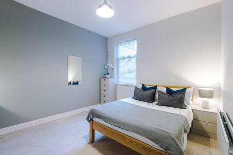 161MR - Bedroom 1