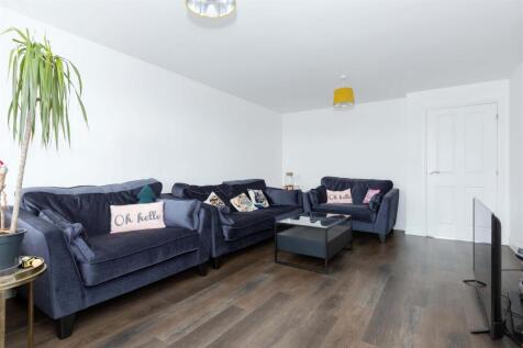 Littlemead Close_8.jpg