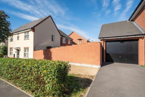 Property Frontage including Driveway &amp; Garage