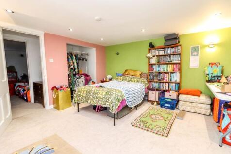 Bedroom 1 The Garden Flat