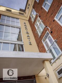 18-44EastgateHouse-5