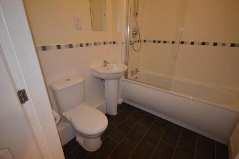 Green Farm Road, Milton Keynes, Buckinghamshire, MK16 photo 3
