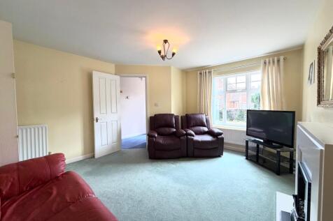 Stratford Drive, Maidstone, Kent photo 3