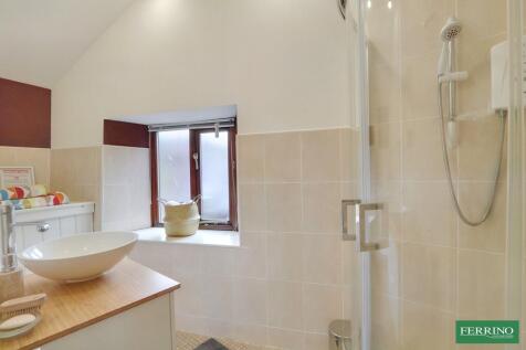 Holiday Cottage - Shower Room