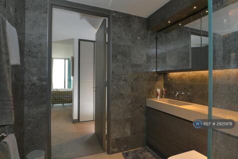 Bed1ensuite2