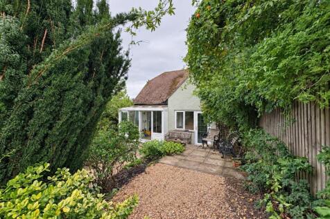 Rear Aspect_Garden -