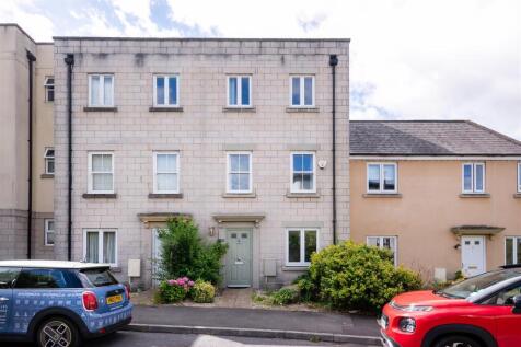 10 Clarks Way-1.jpg