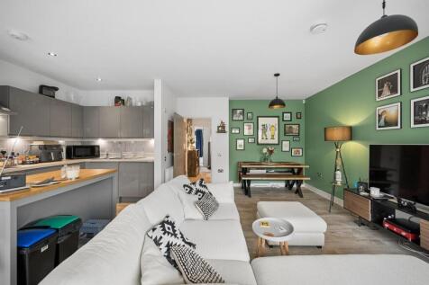 Ali Watt Photographer Roslea Properties Riverford 