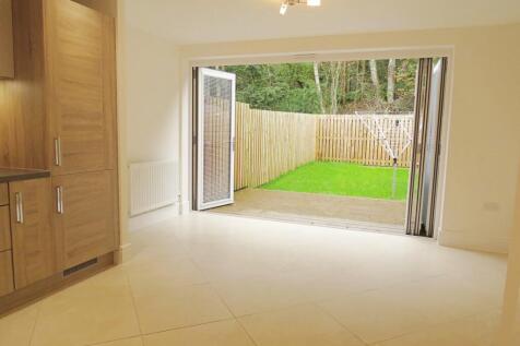 Lounge doors 