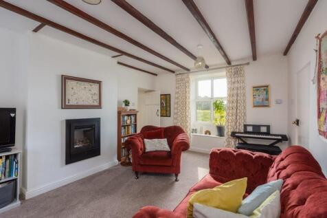 Farmhouse - Living Room