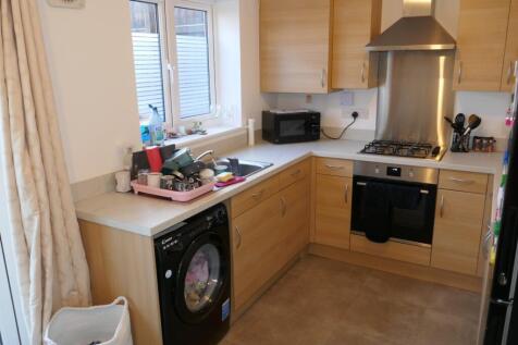 Firecrest Road, Houndstone, Yeovil, Somerset photo 3