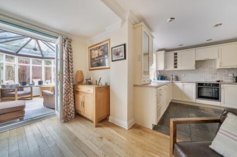 1405803-12-697c21fb54812