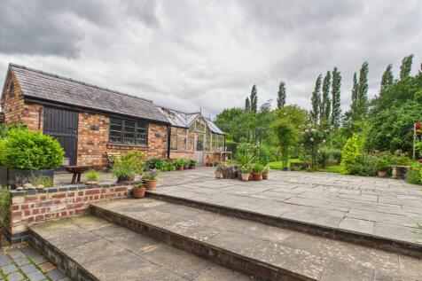 CAM03674G0-PR0527-STILL001