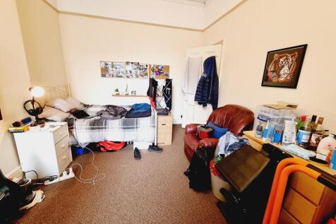 47 Clarendon Avenue, Leamington Spa photo 5