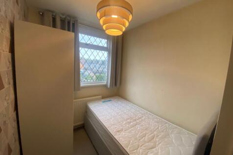 Greenlea Road photo 4