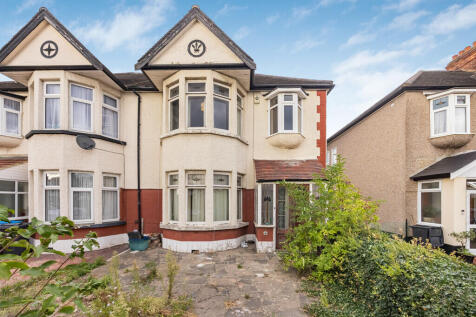 84 Woodford Ave -...
