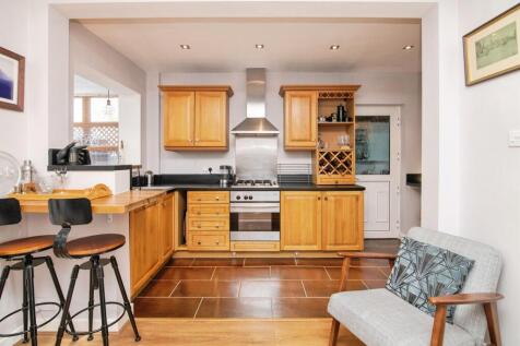 3 bed, 1 bath Semi-Detached in Birmingham - Photo 5