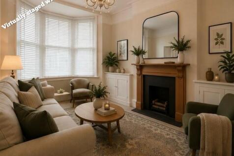 FRONT ROOM