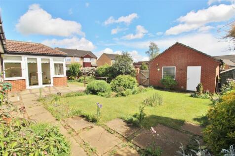 REAR GARDEN -