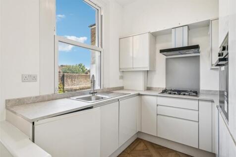 Westcroft Square, W6 - TO LET