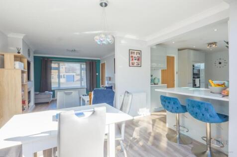 28 helmsley -19.jpg