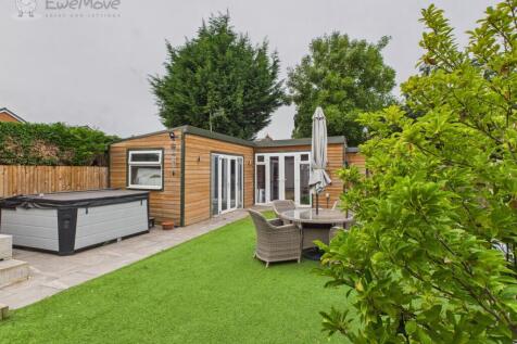 CAM05065G0-PR0013-STILL016