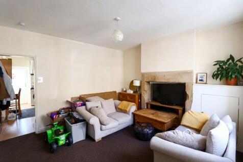 Lounge with original features
