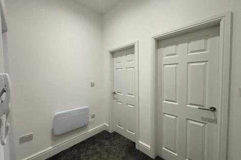Park Road, Wigan , WN6 7GF photo 5