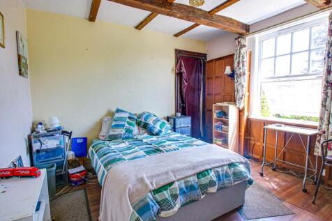 Reception Room / Bedroom